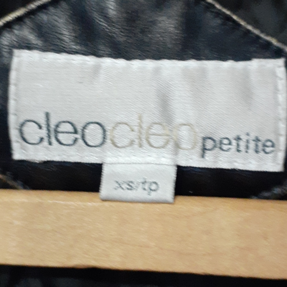 Coat - Picture 3 of 3